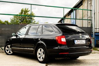 Škoda Superb Combi 1.6 TDI CR DPF Elegance GreenLine - 7