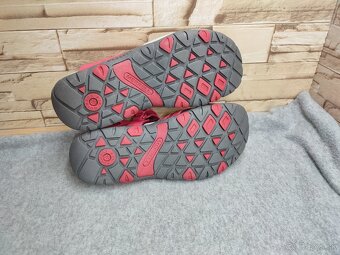 Merrell 37 - dámske kožené sandále - 7