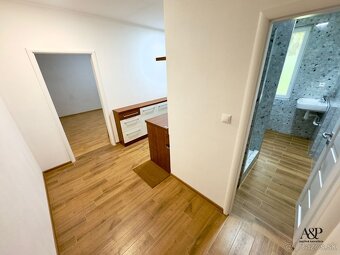 NA PRENÁJOM REKONŠTRUOVANÝ 1 IZB. BYT, 33M2, KOMENSKÉHO UL., - 7