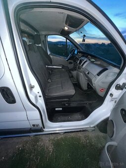 Opel Vivaro 1.9 - 7