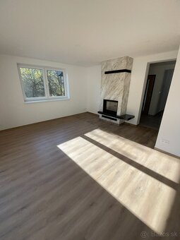 Predám rodinný dom v Počarovej - 7