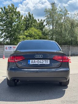 Audi A4 2.0TDI Multitronic - 7