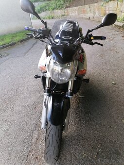 Suzuki gsr 600 - 7