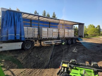 Kvalitné bukdub brikety pelety smrek A1sv drevo tvrde mäkké - 7