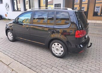 Volkswagen Touran 2,0 TDI Cup Comfort nafta manuál 103 kw - 7