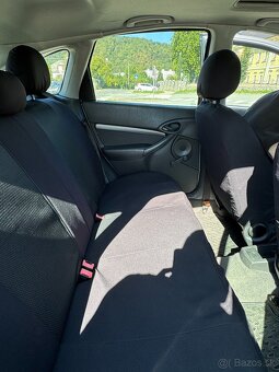 Ford Focus 1.6 - 7