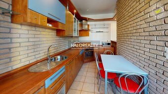 HALO reality - Predaj, trojizbový byt Bratislava Petržalka, - 7