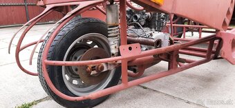 Predám rám z Velorexu, motor Yamaha XS 400 - 7