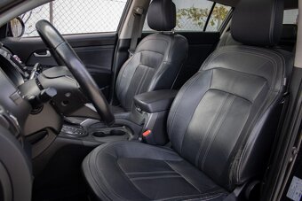 Kia Sportage 2.0 CRDi 4WD - 7