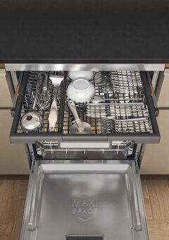 WHIRLPOOL W7FHS51X voľne stojaca umývačka riadu 60 cm - 7