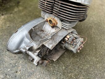 Motor na Jawa 350/360 - 7