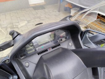 Suzuki burgman 650 - 7