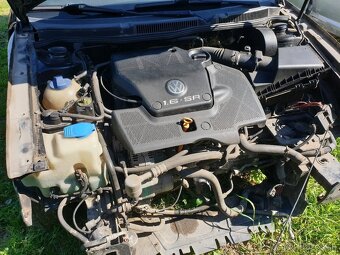 Rozpredam Vw Golf 4 1,6 benzin 74kw - 7