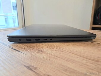 Lenovo IdeaPad 3 - 7