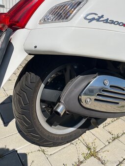 Vespa GTS 300 - rv 08/2009 - REZERVOVANE do 2.5 - 7