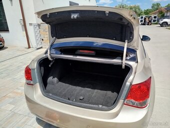 Chevrolet Cruze 2011, 2.0 TDi, 120 kw - 7