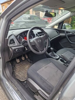 Opel Astra J 1,4 74kw. 2010 - 7