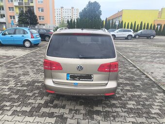 Volkswagen Touran 1.6TDI 77kw - 7