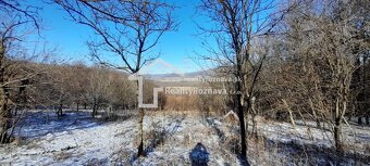 Záhradná chatka pri obci Krásnohorská Dlhá Lúka. - 7