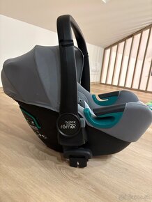 Britax Romer Strider M kočík +vajicko (3-kombinácia ) - 7