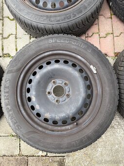 Zimne pneumatiky na plechoch 205 55 R16 - 7