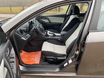 Predám Mazda 3,1,6 diesel 80kw, rv 2010, - 7