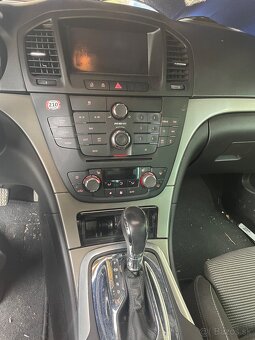 Opel Insignia 2,0 CDTI 118kw DTH - 7