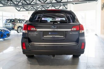 Subaru Outback 2.5 CVT VA - 7
