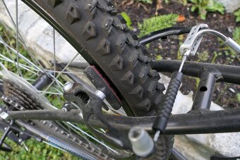 Predám detský horský bicykel B'twin Rockrider 500 - 7