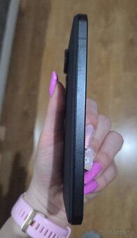 Asus zenfone 9 8/256 - 7