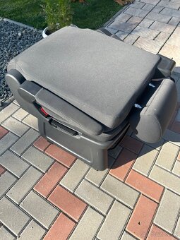 Otočné sedadlo z VW MULTIVAN - 7