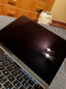 MacBook Pro 13” M1 256GB Apple TOP Stav - 7