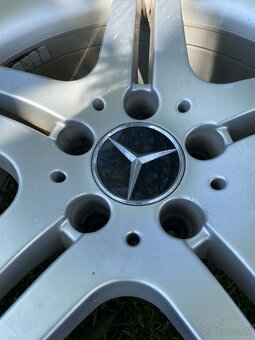 Mercedes kolesá - 7