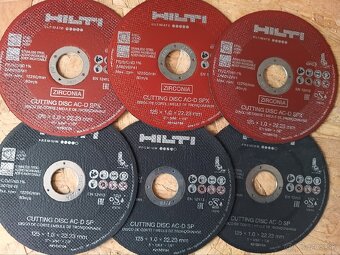 REZNÉ A BRÚSNE KOTÚČE NA KOV - 7