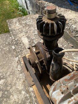 Predám doma robený kompresor - 7