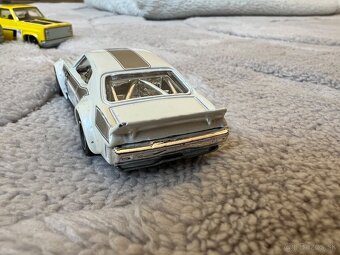 Hot wheels premium - 7