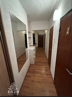 Prenájom 2 izbový byt Toplianska ulica Bratislava Ružinov - 7