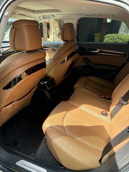 Audi A8 - 7
