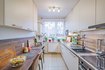 SKVELÁ PRÍLEŽITOSŤ Na predaj krásny 3i byt so záhradkou. - 7