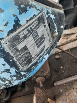 Zetor 5748 s manzetovým predkom - 7
