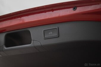 Volkswagen Passat Variant 2.0 TDI Elegance DSG - 7