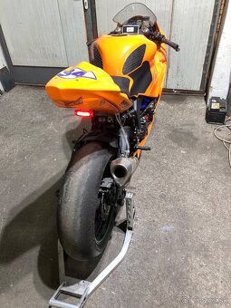 Kawasaki ninja zx6r - 7