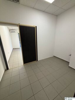 Prenájom obchodného priestoru 28m2, centrum Senec - 7