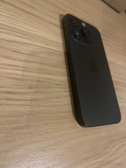 iPhone 14 Pro Kozmická čierna, 128GB - 7