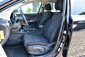 Hyundai i30 CW Kombi 1.5 T-GDI BENZÍN Family SR 2022 DPH - 7