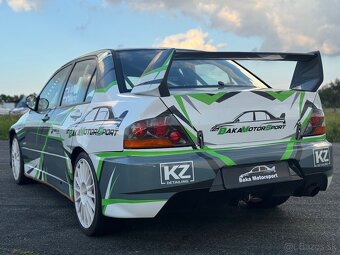 Mitsubishi Lancer Evo IX - 7