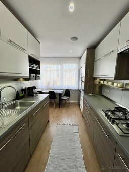 Kompletne zrekonštruovaný 3 izbový TOP LOKALITA - 7