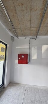 PRENÁJOM NEBYTOVÝCH PRIESTOROV - 7