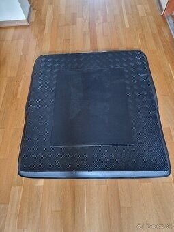 Vanicka do kufra pre VW Passat B8 Variant. - 7