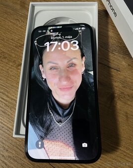 Apple IPhone 16 128GB cierny - 7